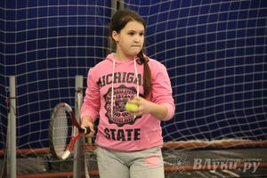 В СК «Ника» проходит открытый городской турнир по большому теннису (фото)