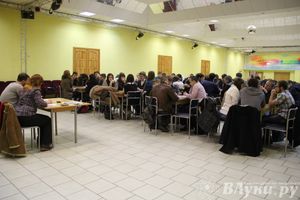 Третий тур игр «Что? Где? Когда?» состоялся вчера в ДК ЛК (фото)