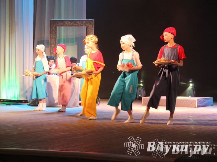 ​В городском ДК им. Ленина состоялась премьера музыкальной сказки «Буратино»