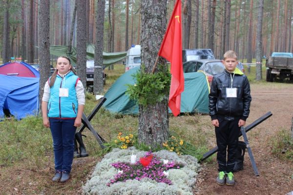 В Псковской области общественники, полицейские и подростки приняли участие в молодежном форуме (фото)