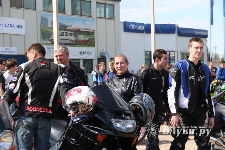 В Великих Луках прошло открытие мотосезона (ФОТО)