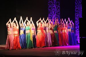  В ДК им. Ленина состоялся отчетный концерт студии восточного танца «Восточные сладости» (фото)