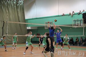 Сборная Великолукского района стала обладателем Кубка города по волейболу (фото)