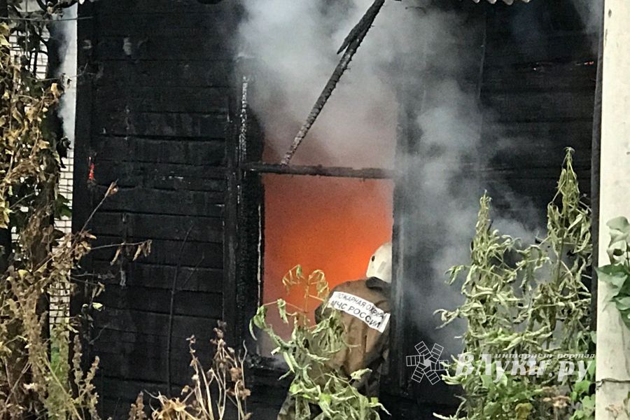 Пожар на проспекте Гагарина в Великих Луках