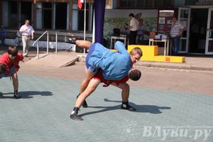 В Великих Луках отметили День физкультурника