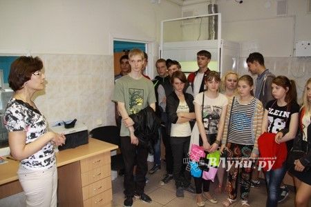 В Управлении ФСКН России по Псковской области прошел день открытых дверей (фото)