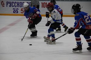 В Великих Луках прошел детский Открытый турнир по хоккею (ФОТО)