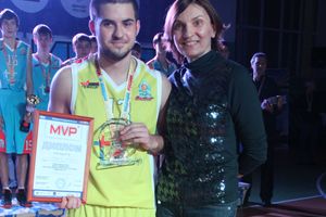 В Великих Луках прошли финальные игры Чемпионата ШБЛ «КЭС-БАСКЕТ» (фото)