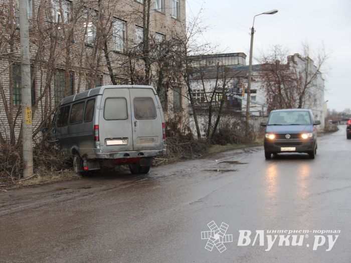 Нетрезвый водитель устроил ДТП на улице Мурманской (ФОТО)