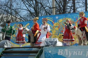 Весенняя ярмарка 2013 прошла в Великих Луках