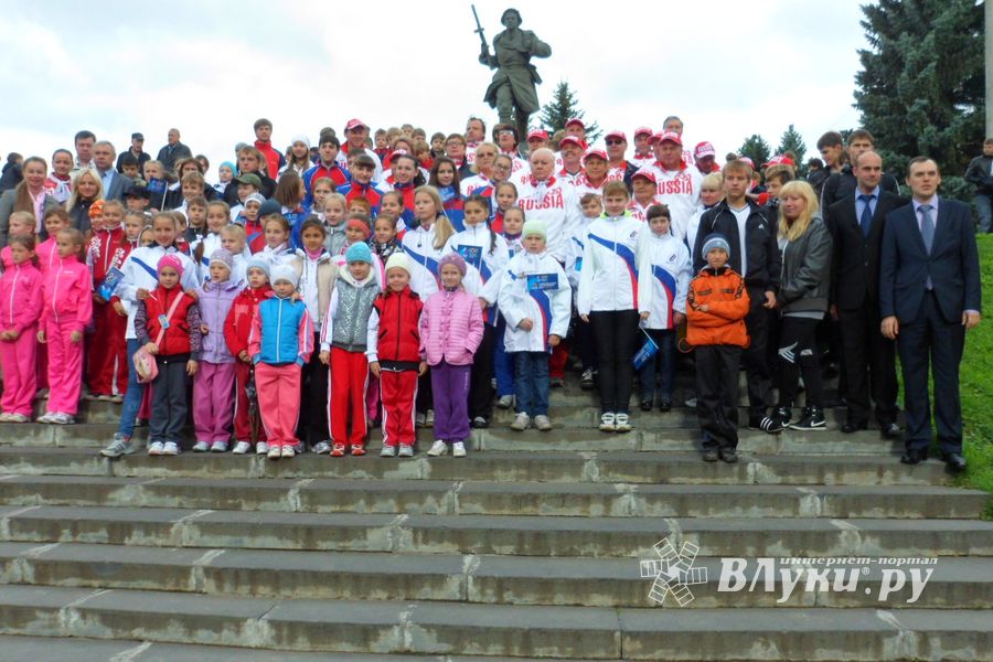 Великие Луки встретили олимпийских чемпионов (ФОТО)