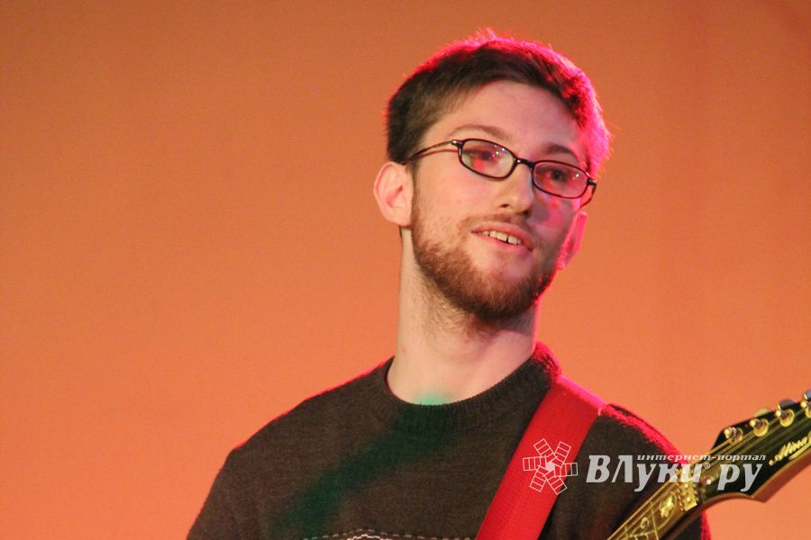 ​Фестиваль живой музыки «Арена фест» прошел в Великих Луках  (фото)