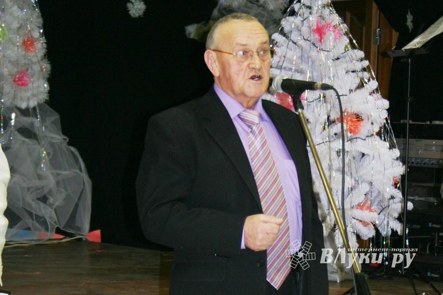 Глава администрации по вопросам взаимодействия с правоохранительными органами и социальной политике Валентин Рощин