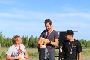 В Великих Луках прошел I этап Открытого чемпионата г. Великие Луки по Drag Racing (фото)