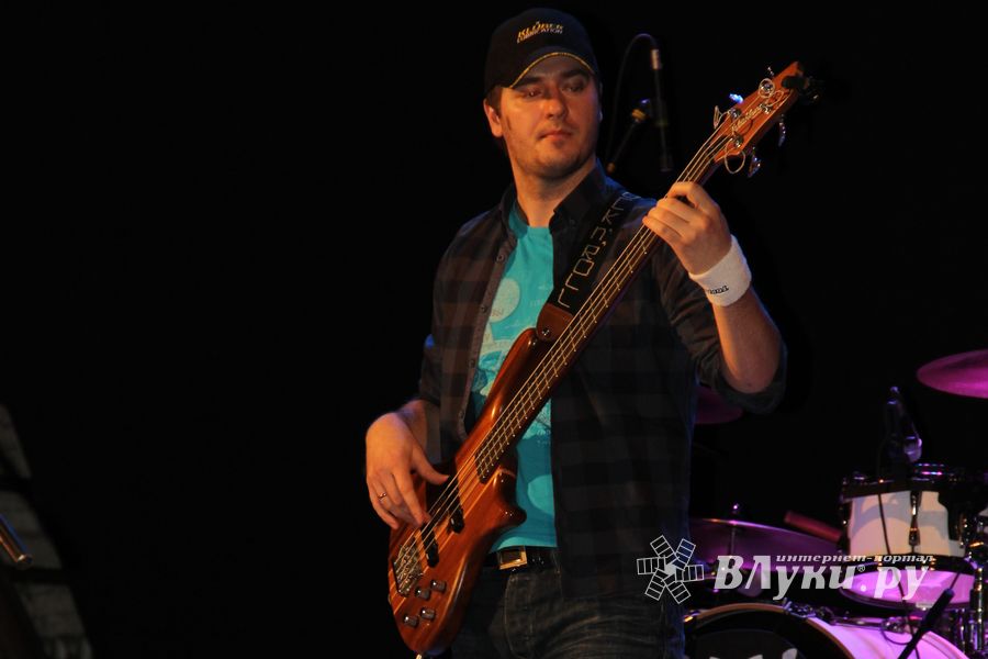 Большой сольный концерт «V.V. and Band» состоялся в Великих Луках