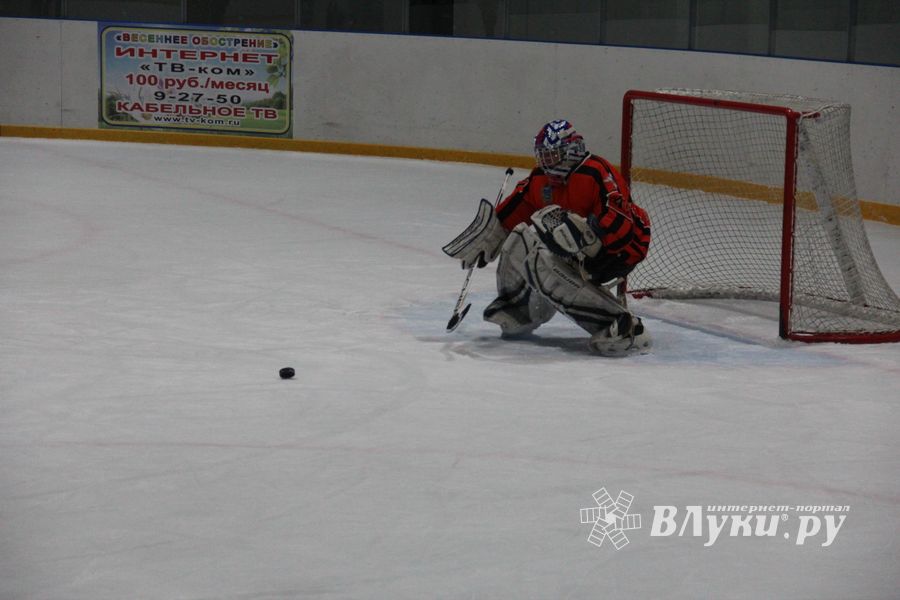 ХК «ЛукиСпорт» обыграл псковскую «Гвардию» по буллитам (ФОТО)