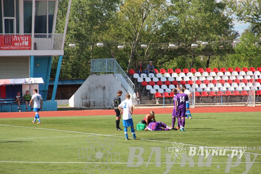 Чемпионат Псковской области по футболу: «Экспресс» (Великие Луки) - «Легион» (Дедовичи)