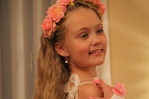 Фотосессия финалисток конкурса «Маленькая красавица Великие Луки 2014»