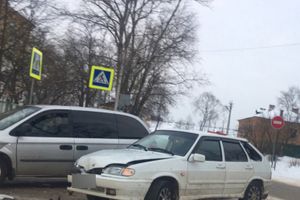 ФОТОФАКТ: Очередное ДТП в Великих Луках