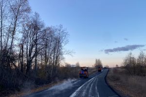 В Великолукском районе идёт ремонт дорог (ФОТО)