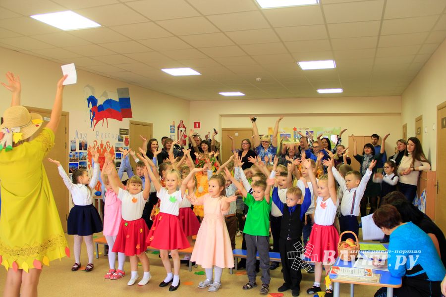 ​Праздник осени прошёл в школе № 13 (ФОТО)