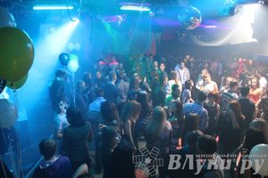 Самая танцевальная радиостанция отметила год вещания в Великих Луках