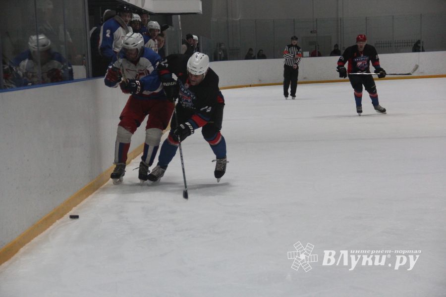 Великолучане уступили красногородцам поездку в Сочи (ФОТО)