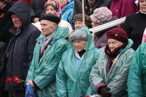 В Великих Луках прошел Парад Победы (ФОТО)