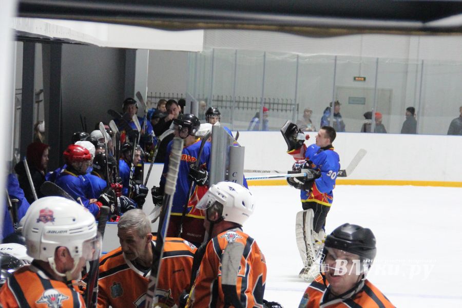 ХК «ЛукиСпорт» обыграл псковскую «Гвардию» по буллитам (ФОТО)