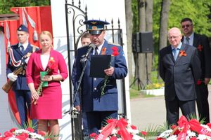 В Великих Луках прошел торжественный митинг в честь 9 мая (ФОТО)