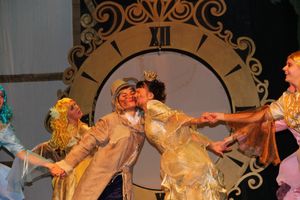 «Принцессу на горошине» и «Свинопаса» показал Великолукский драматический театр (фото)