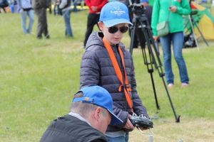 В Великих Луках проходит 7-й Фестиваль авиамодельного спорта (ФОТО)