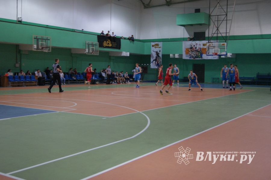 В Великих Луках прошли студенческие игры АСБ