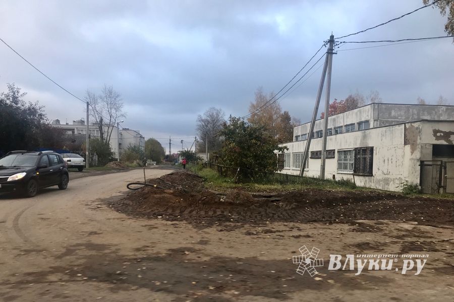 Перекрёсток улиц Дружбы и Глинки частично закрыт (ФОТО)