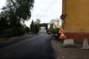 Улицу Некрасова в Великих Луках асфальтируют (ФОТО)