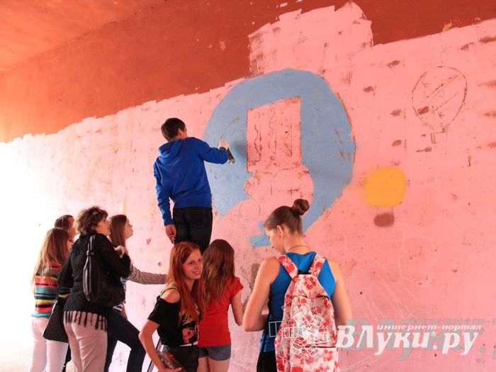 В Великих Луках прошел городской конкурс «Граффити — новый взгляд»