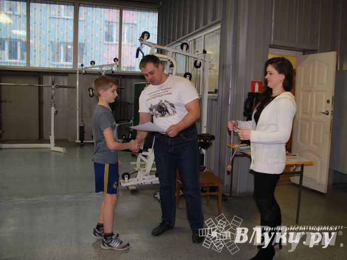 В Великих Луках состоялся Чемпионат по гиревому спорту (фото)