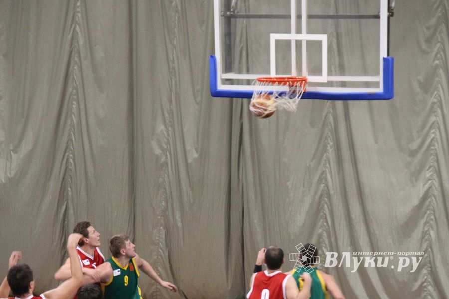 Баскетбол. Кубок города. "Экспресс" - Спартак" 