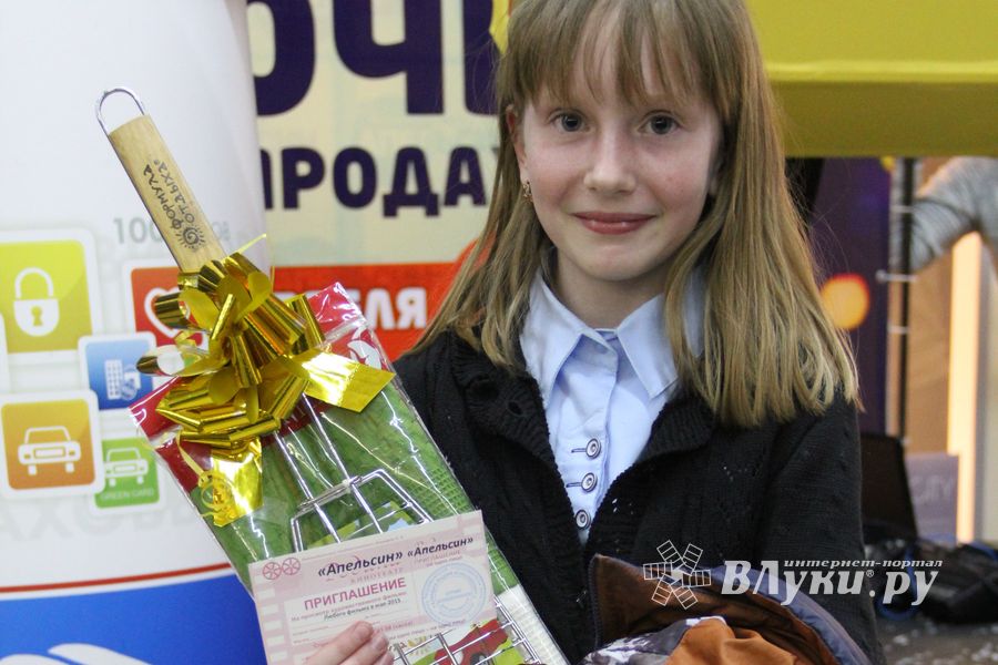 В ТЦ «Апельсин» прошла весенняя ночь распродаж