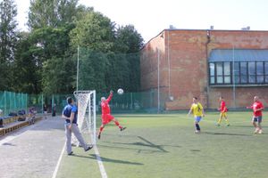 В Пскове состоялся товарищеский матч по футболу (фото)