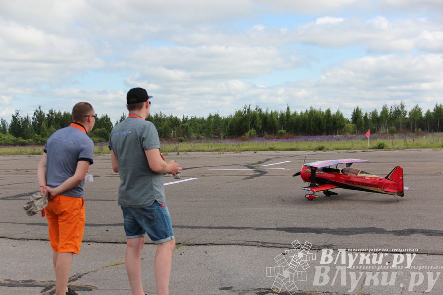 Фестиваль авиамодельного спорта России в Великих Луках