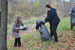 Коллектив Лицея №10 провёл субботник (ФОТО)