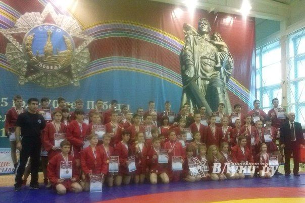 Великолучане стали призерами на Первенстве СЗФО по самбо