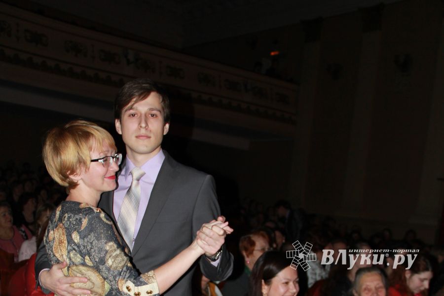 Городской праздничный вечер «Для любимых женщин»