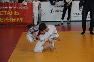 В Великих Луках прошли соревнования по дзюдо (ФОТО)