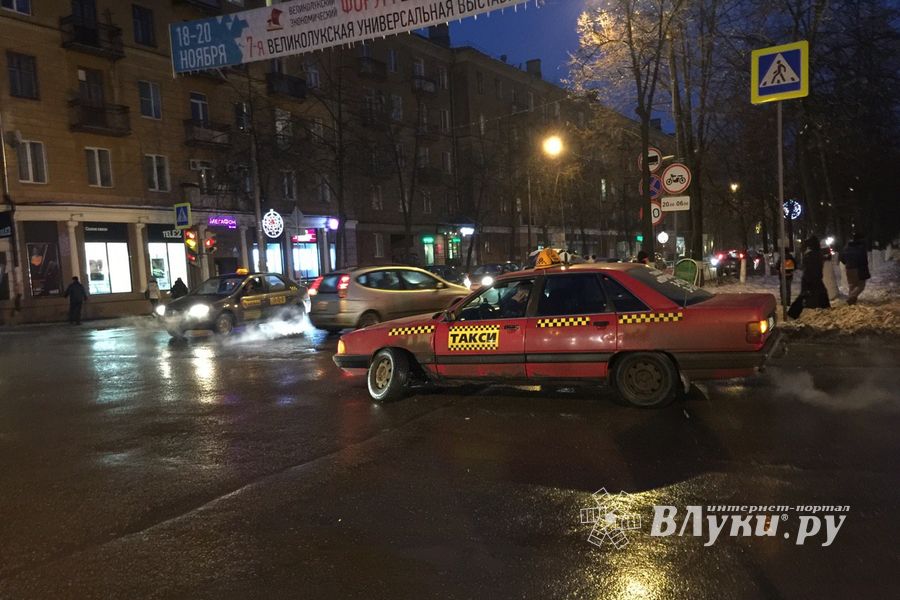 Отвалилось колесо (ФОТО)