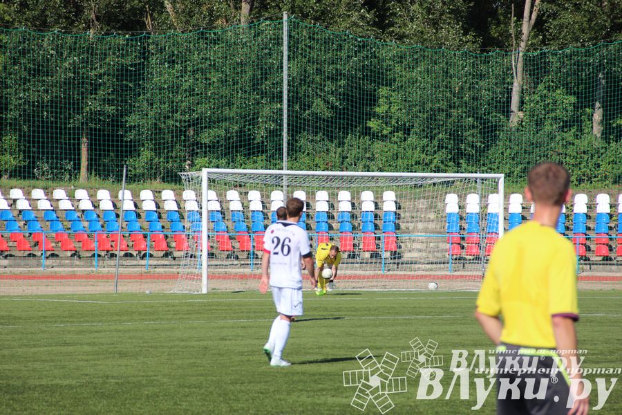 В Великих Луках состоялся матч «Луки-Энергия» — «Звезда» (Санкт-Петербург)