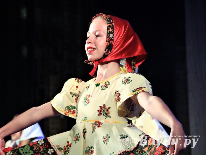 В ГДК им. Ленина прошёл концерт ко Дню матери (ФОТО)