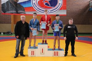 В Великих Луках прошли соревнования по самбо (ФОТО)