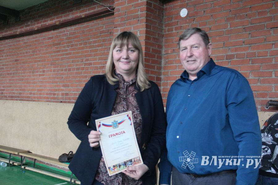 Великолучане завоевали золото финальных соревнований по баскетюолу 11-й областной Спартакиады (ФОТО)